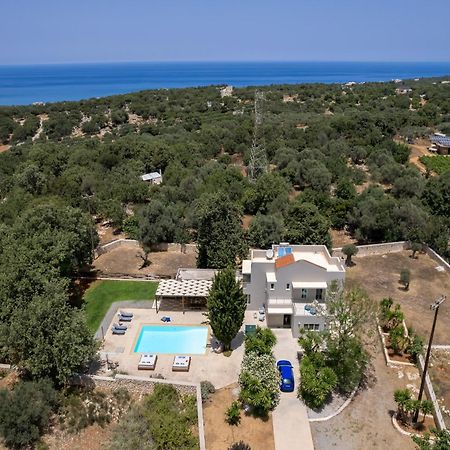 Villa Ellie - Heated Pool, Playground, Garden & Bbq! Vederoi Bagian luar foto