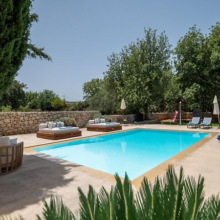 Villa Ellie - Heated Pool, Playground, Garden & Bbq! Vederoi Bagian luar foto