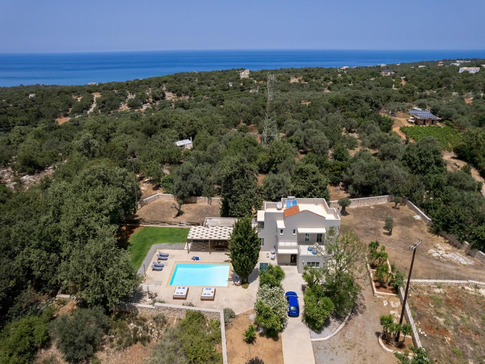 Villa Ellie - Heated Pool, Playground, Garden & Bbq! Vederoi Bagian luar foto