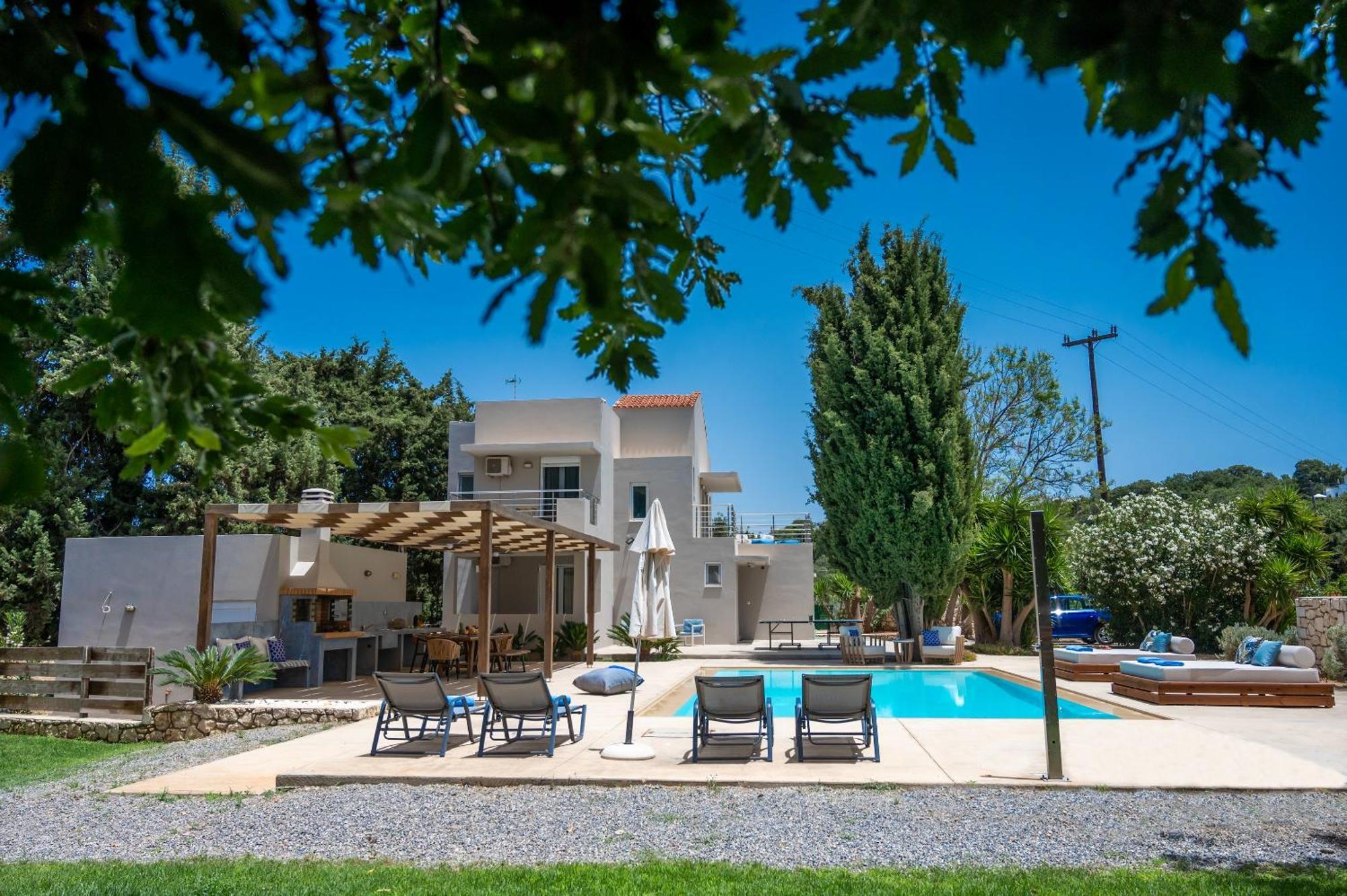 Villa Ellie - Heated Pool, Playground, Garden & Bbq! Vederoi Bagian luar foto