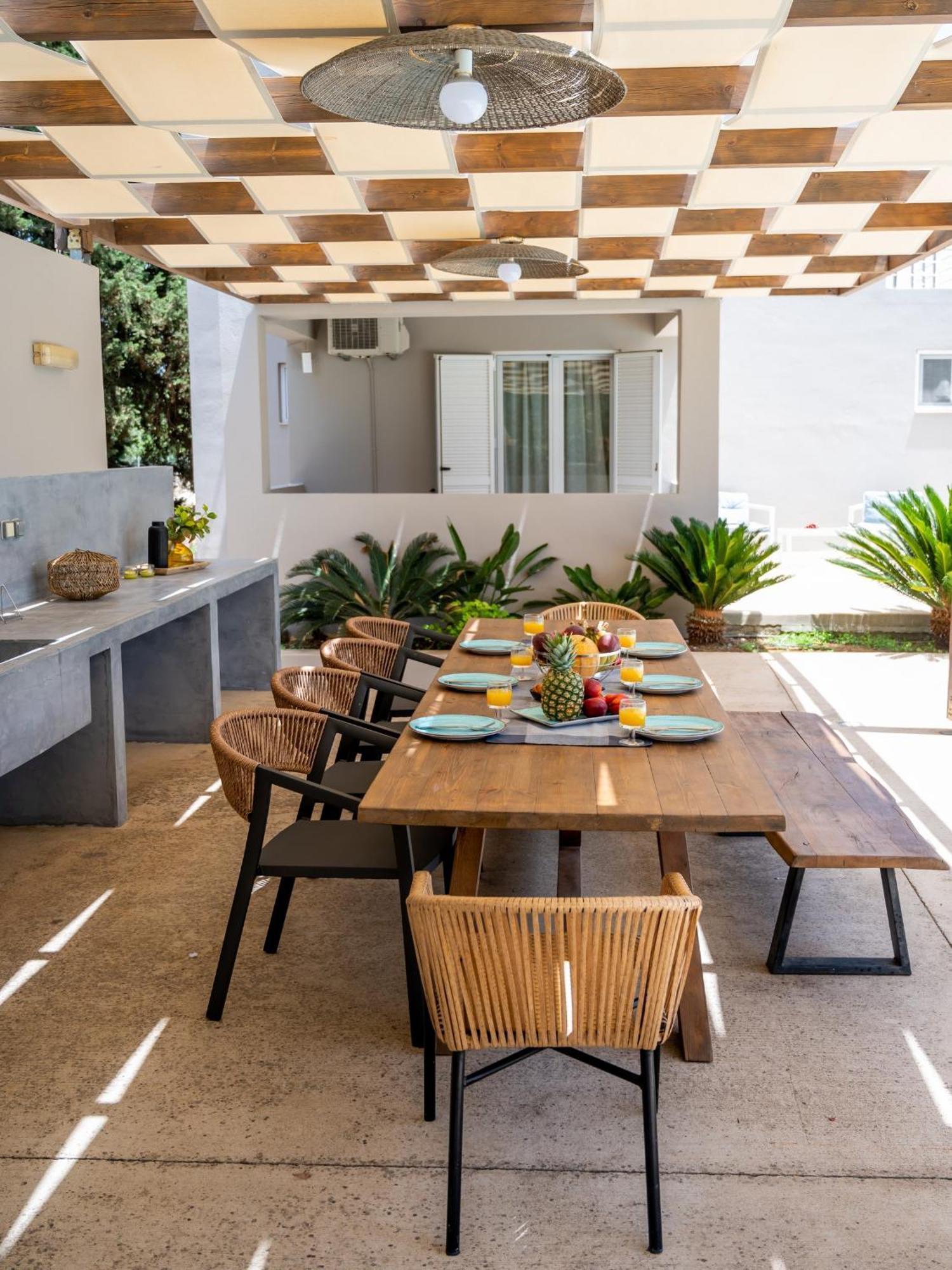 Villa Ellie - Heated Pool, Playground, Garden & Bbq! Vederoi Bagian luar foto